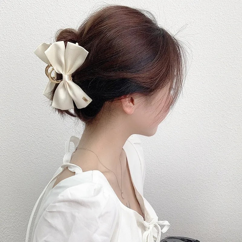 Classic Metal Claw Clip with Bow