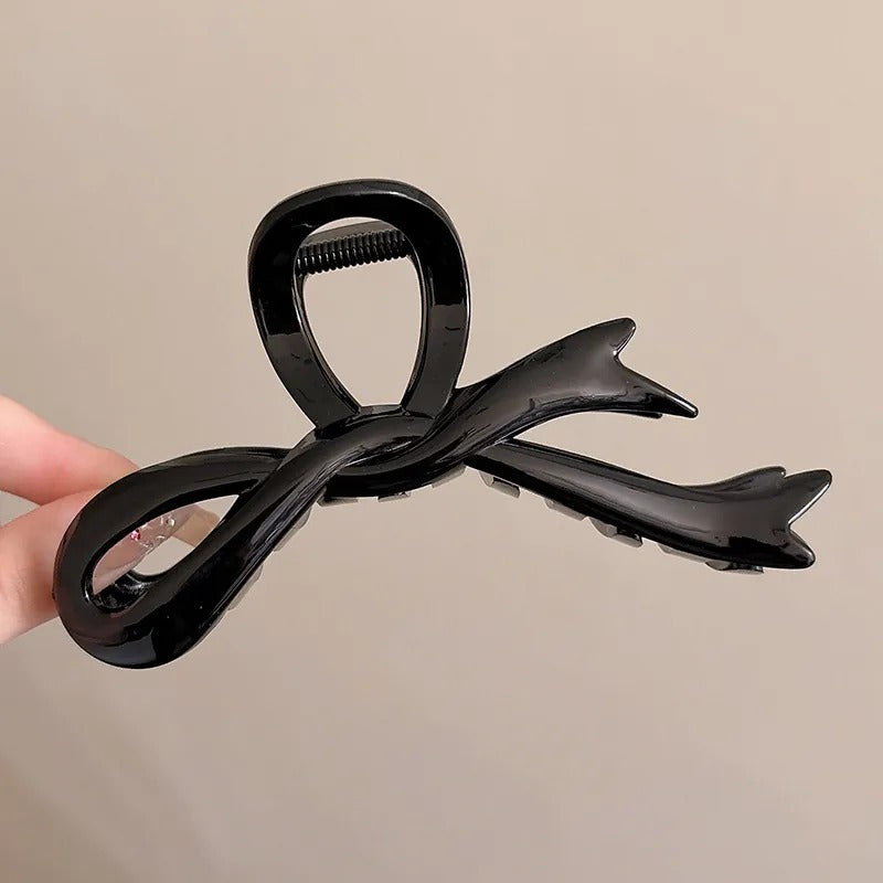 Classic Matte Bow Claw Hair Clip