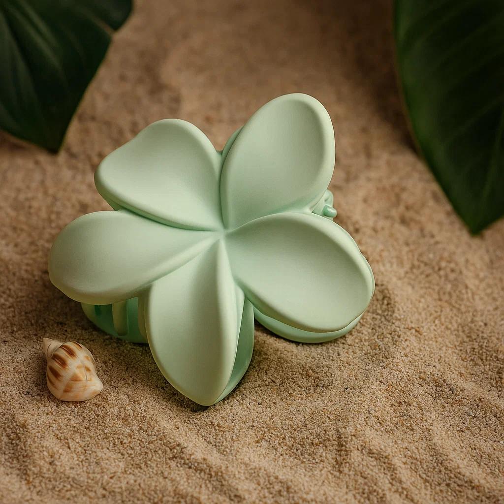 Floral Chic Hair Claw Clip