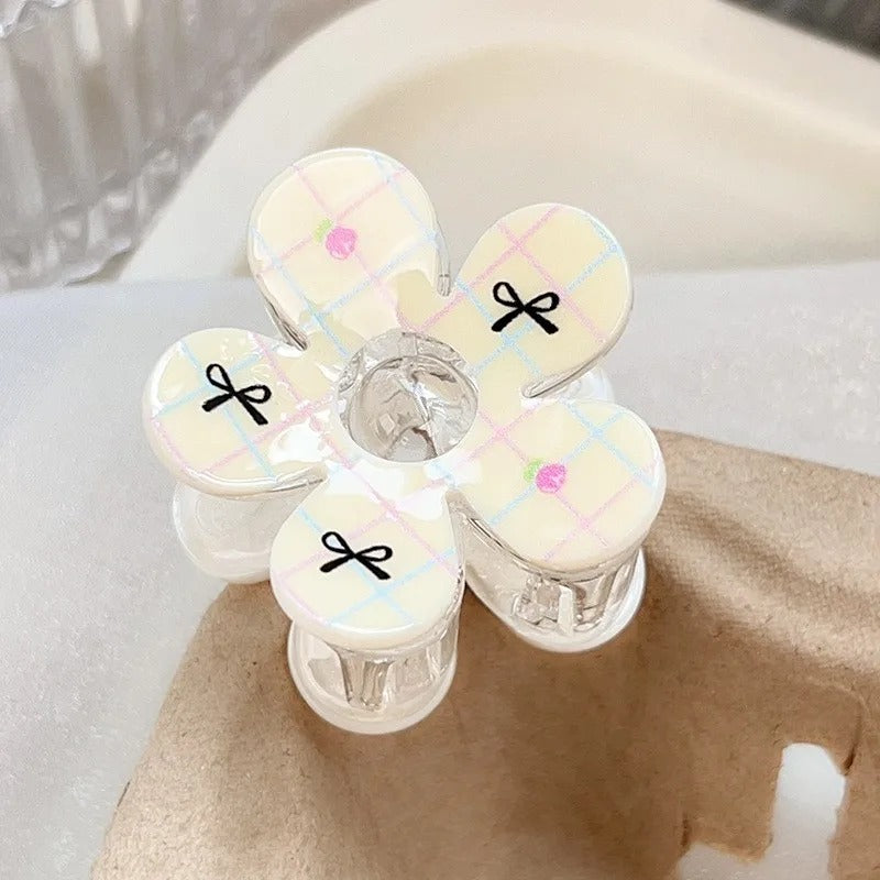 Minimalist Flower Hair Claw Clip