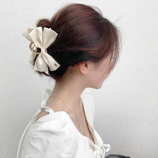 Classic Metal Claw Clip with Bow