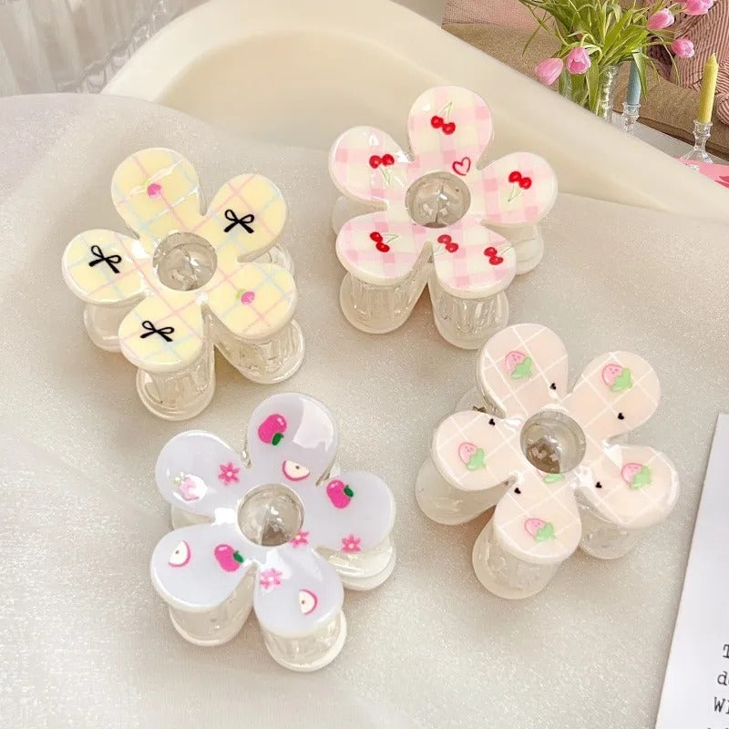 Minimalist Flower Hair Claw Clip