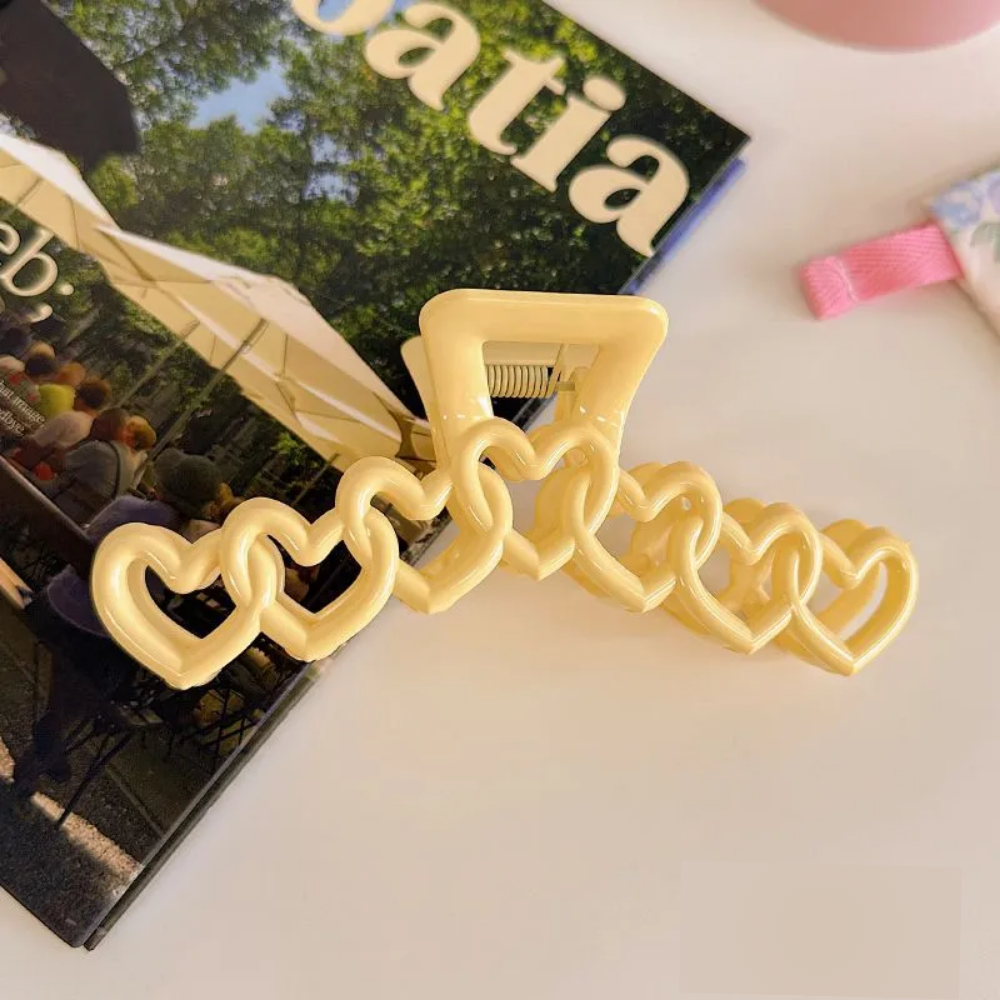 Dopamine Love Heart Claw Clip