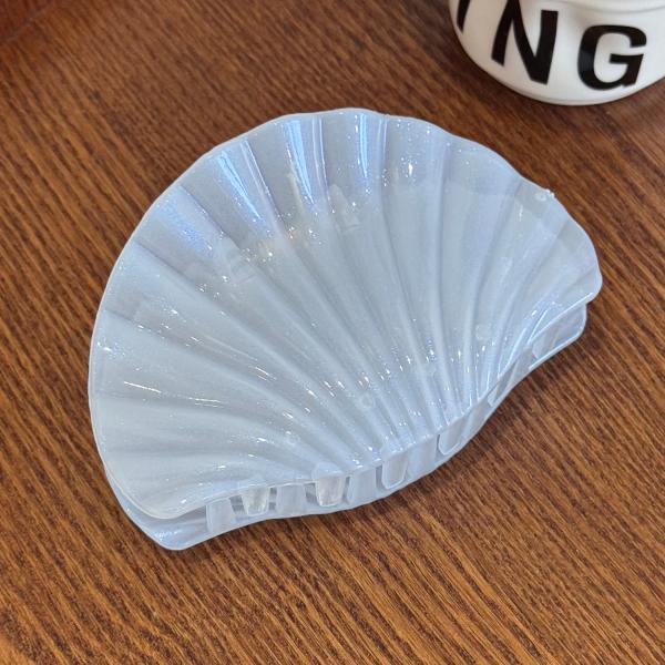 Pearl Shell Hair Claw Clip – Korean Aesthetic