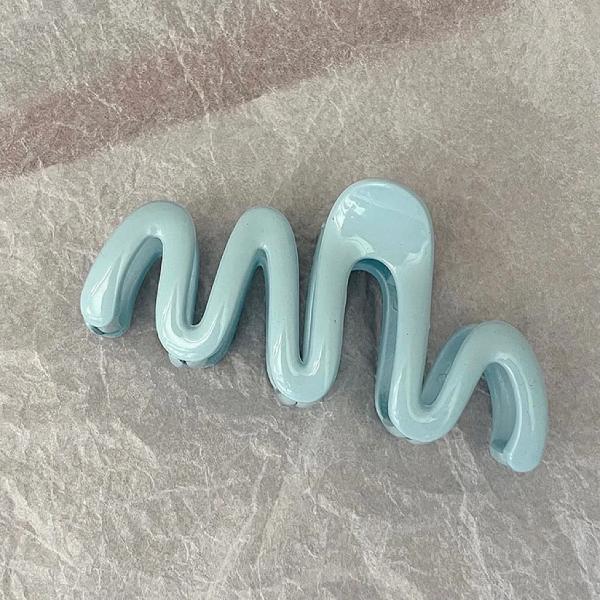Sky Wave Hair Clip 💙 | Minimal Korean Statement Hair Clip
