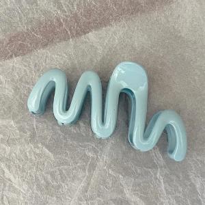 Sky Wave Hair Clip 💙 | Minimal Korean Statement Hair Clip